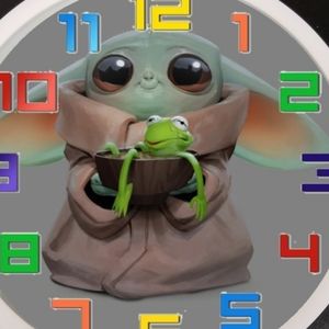 Kermit befriend baby yoda Aka Grogu